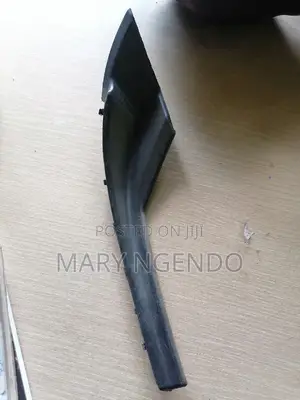 Nissan Day Windscreen Finisher