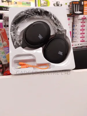 JBL Tour One