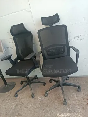 Mesh Office Chair With Headrest and Arms Gf6t