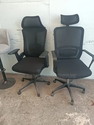 Black Swivel Adjustable Mesh Office Chair Aw3dx