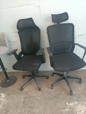 Black Swivel Office Chair With Headrest Zs3wj