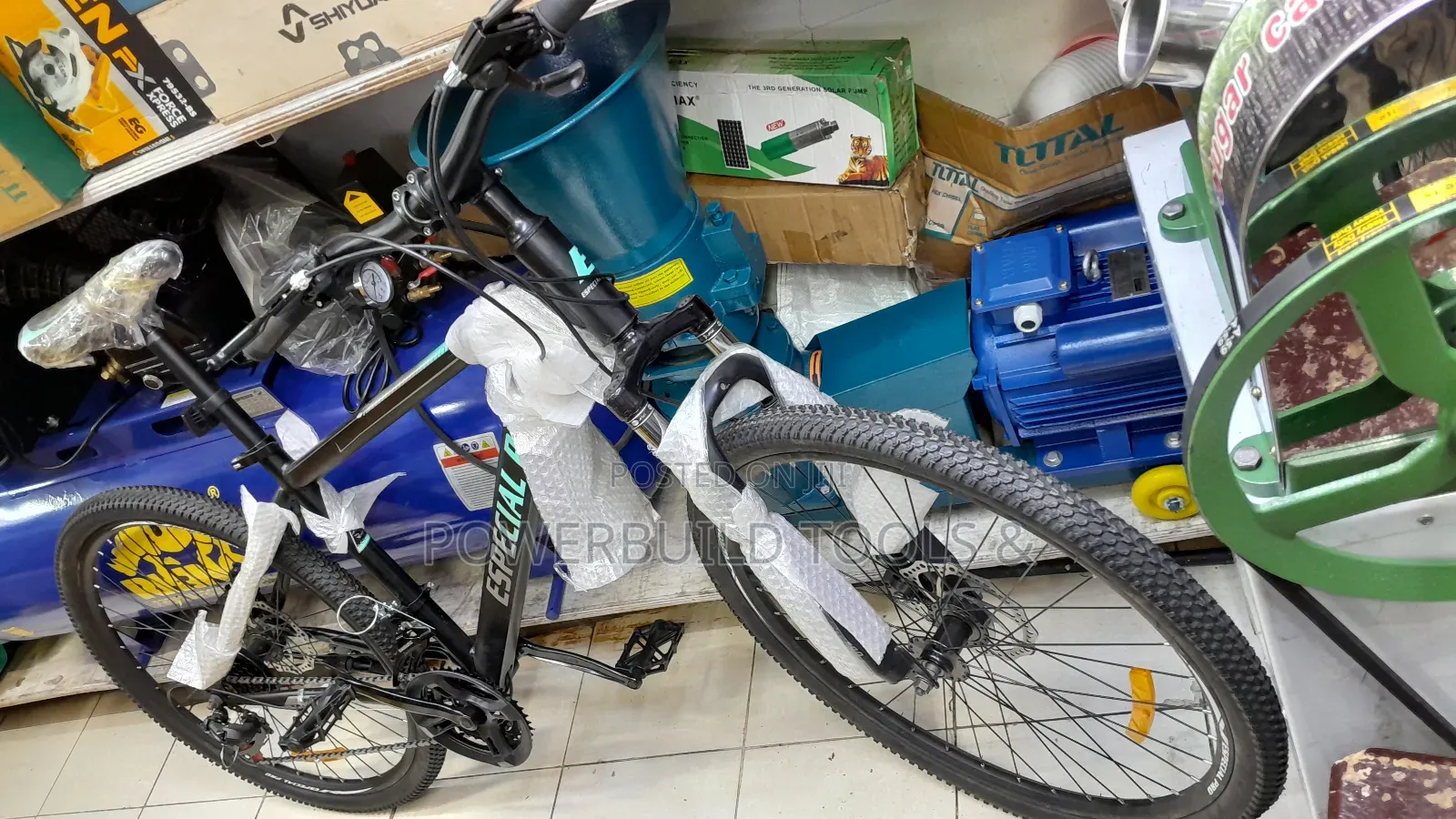 Especial Pro Size 26 Adult Mountain Bicycle
