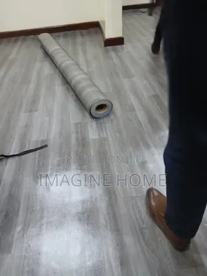 Mkeka Wa Mbao Vinyl Flooring Matt Light Grey