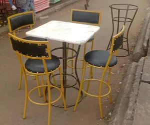 Bar Table With 4 Chairs.