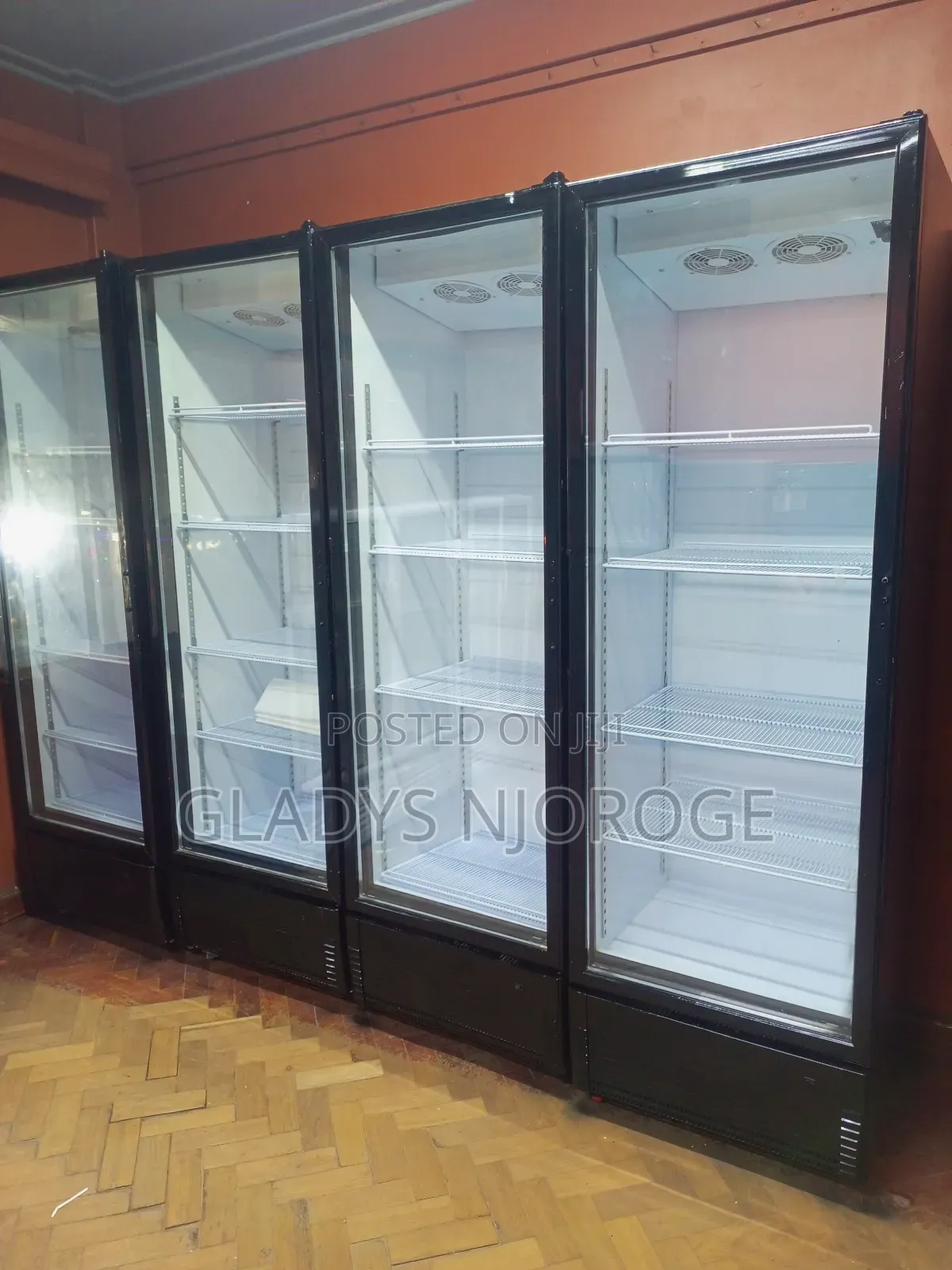 As Good as New Chiller /Smart and Neat