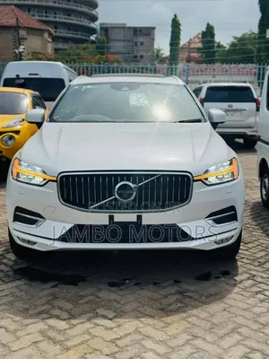 Volvo XC60 T5 Momentum FWD 2019 White