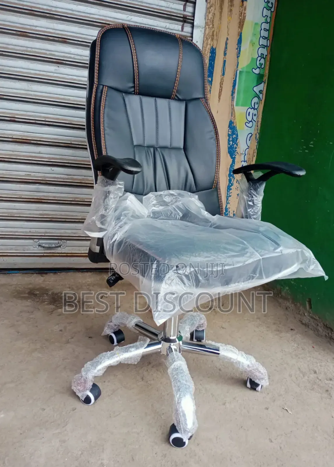 Black Leather Office Chairs