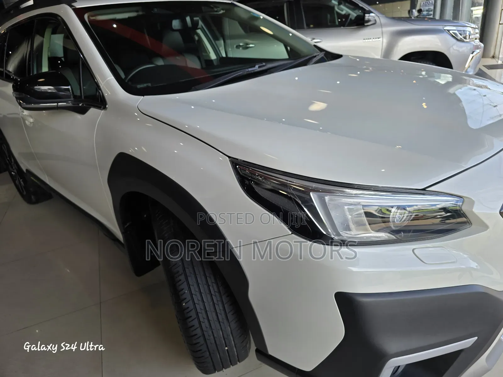 Subaru Outback 2018 White