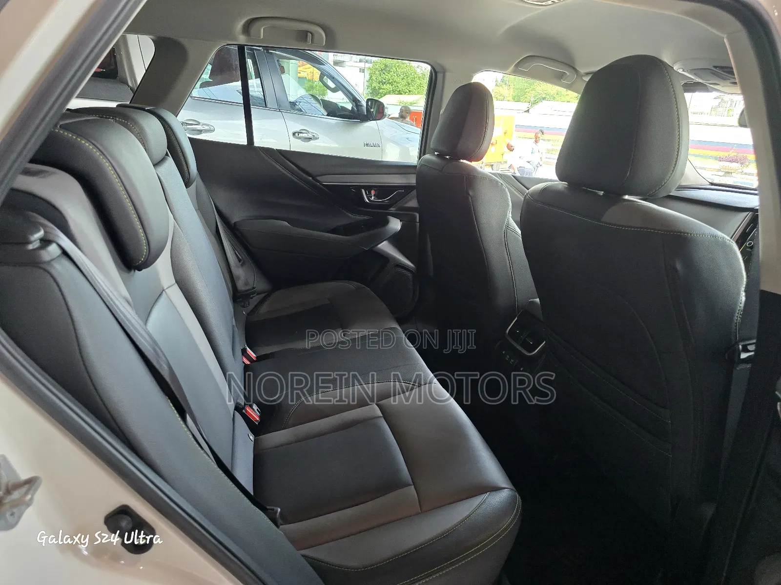 Subaru Outback 2018 White