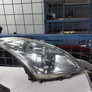 Suzuki Swift Headlight