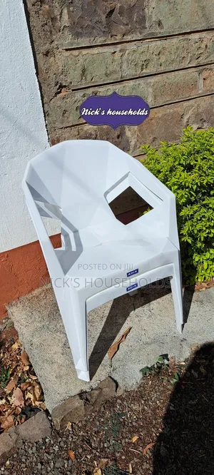 Adix Plastic Chair at Diamond Chairs