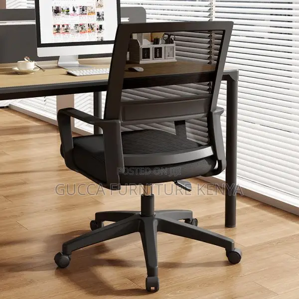 Office Chair: Solid Mesh Back Dynamic Support Office Chair