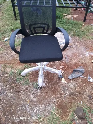Adjustable Black Office Chair MTTPF