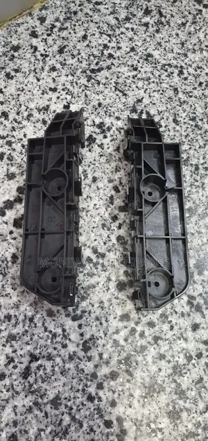 Bumpers Bracket/Bumper Slide/Holder Honda CRV