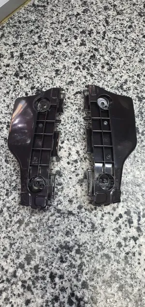 Bumper Bracket/Bumper Slide/Holder Toyota Prius