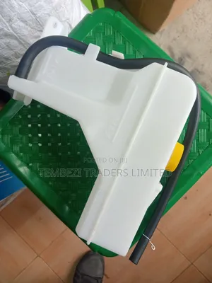 Coolant Bottle Nissan Wingroad