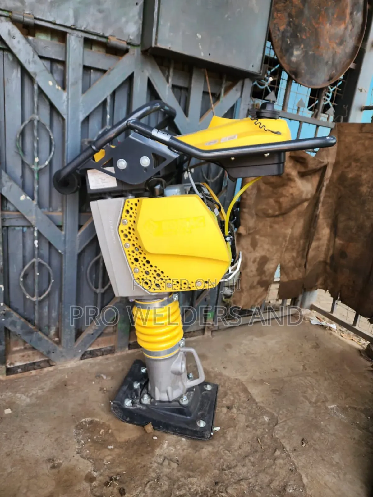 Kangaroo Compactor Quicksale
