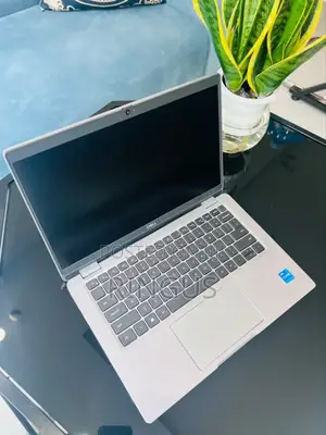 Laptop Dell Latitude 5330 16GB Intel Core i5 SSD 512GB