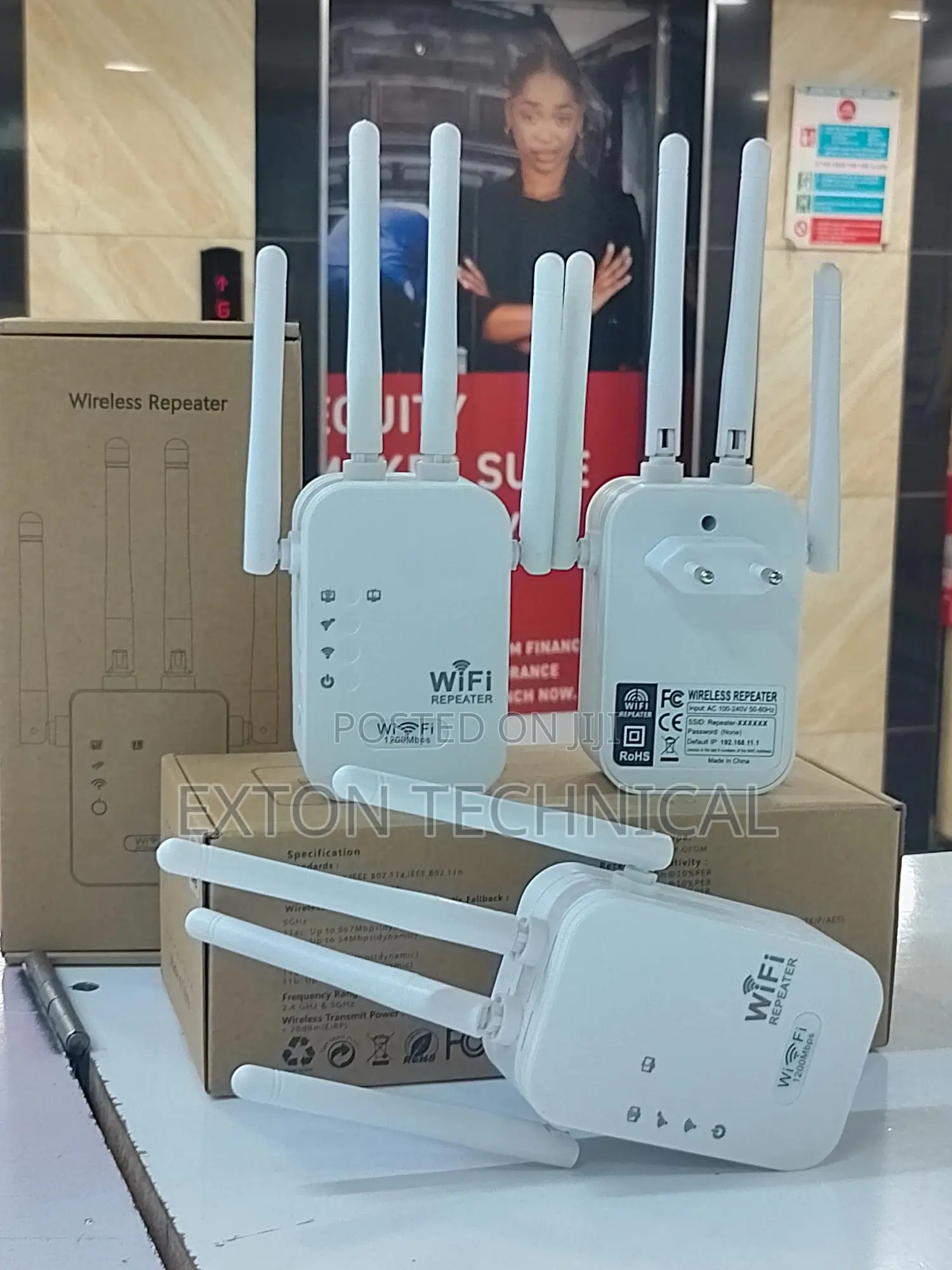 1200mbps External Antennas Wifi Repeater
