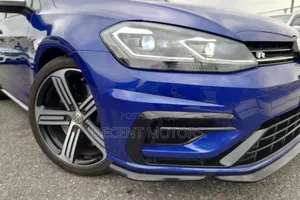 Volkswagen Golf TSI S FWD 2018 Blue