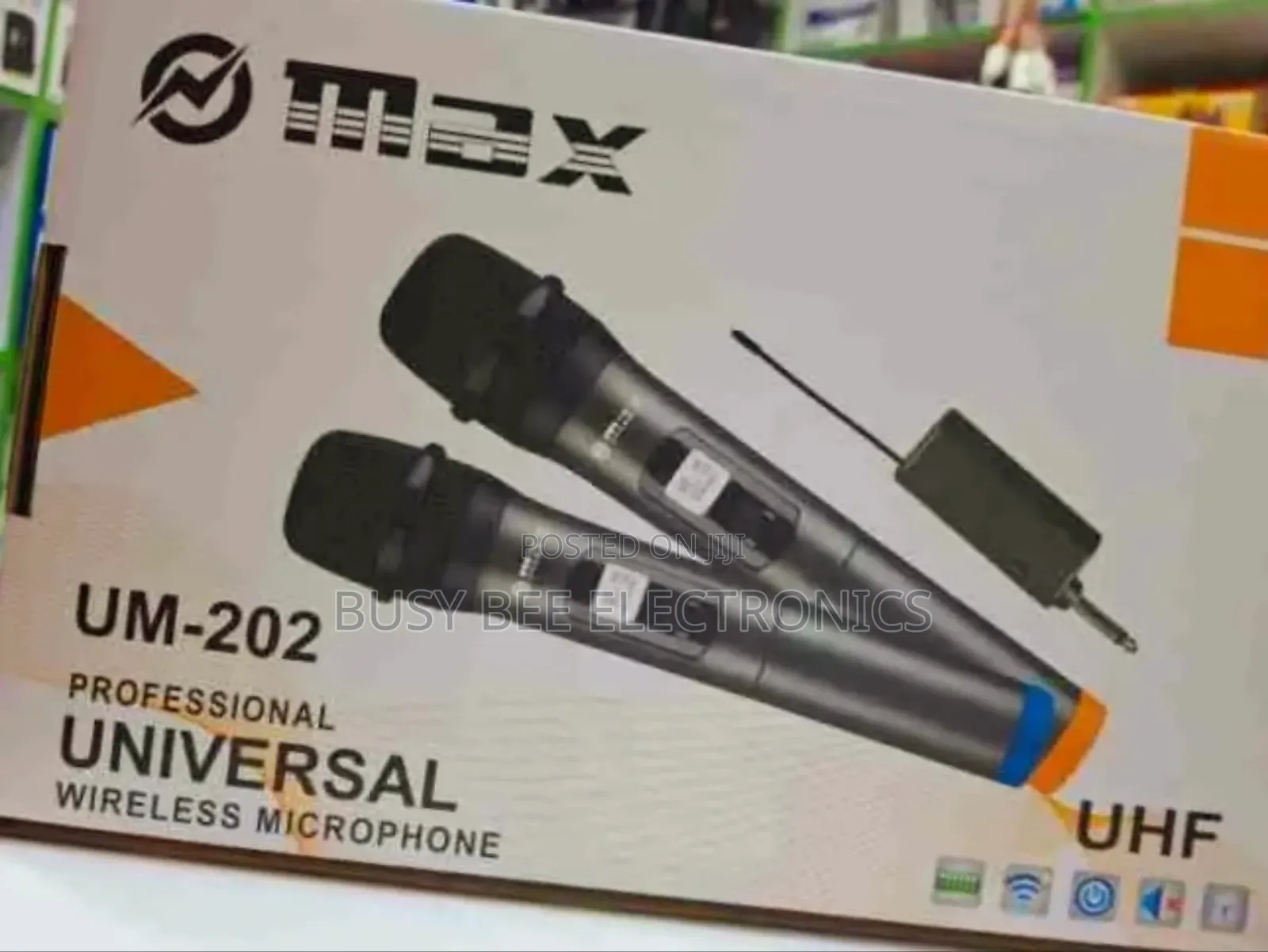 Max Um202 Wireless Microphone