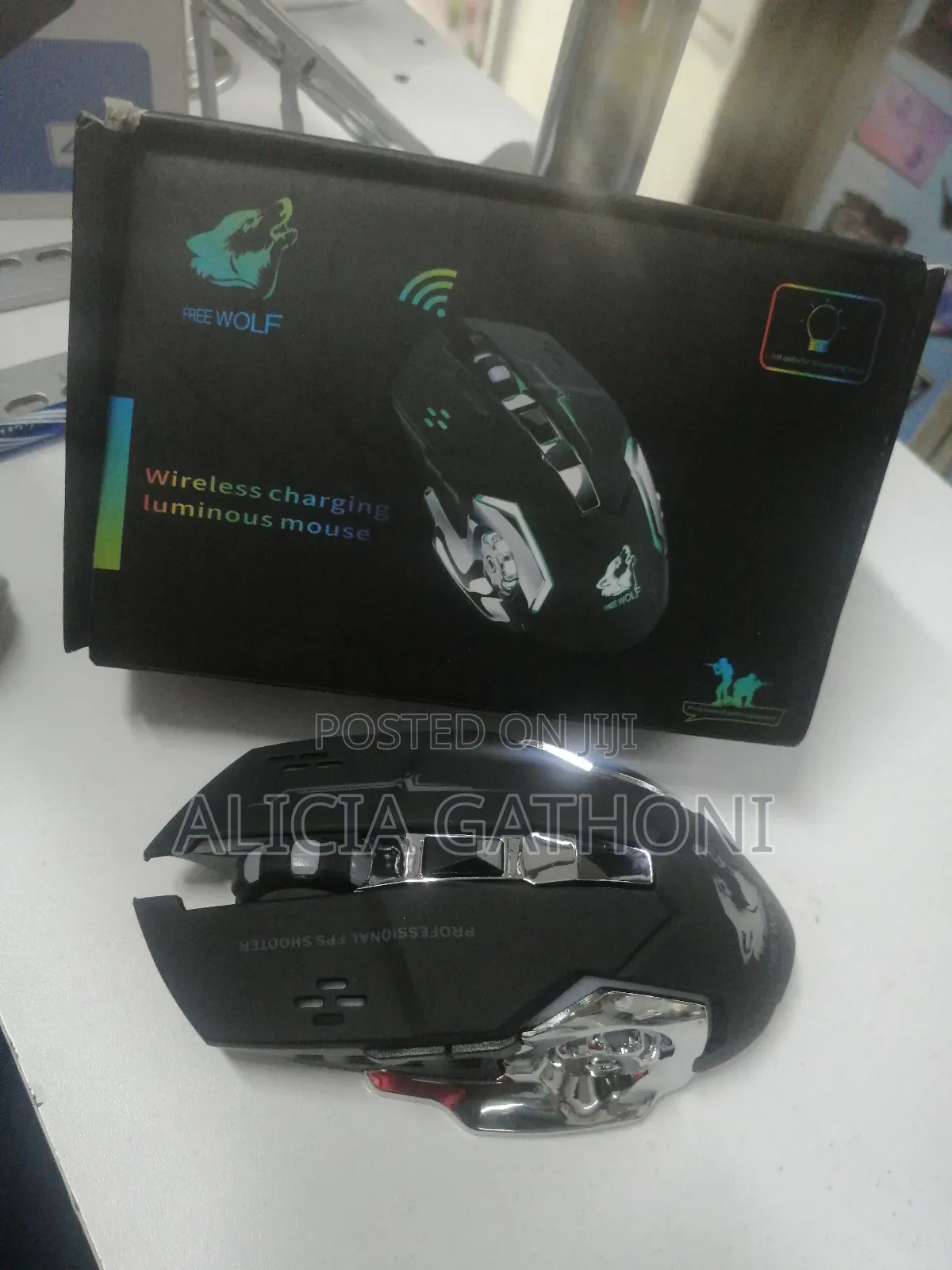 Free Wolf Wireless Charging Luminous Mouse