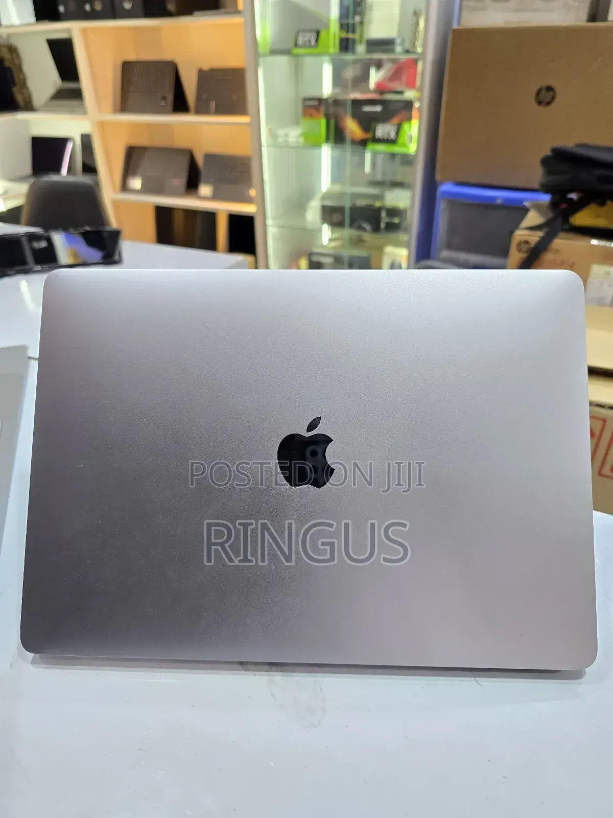Laptop Apple MacBook Pro 2020 16GB Intel Core i7 SSD 512GB