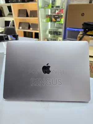 Laptop Apple MacBook Pro 2020 16GB Intel Core i7 SSD 512GB