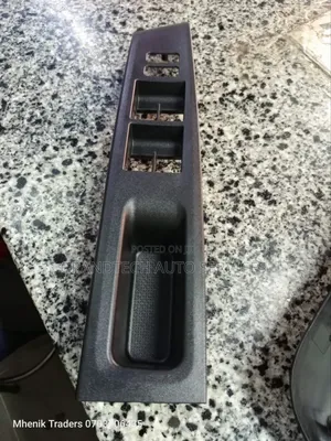 Toyota Vitz Jewela Mainswitch Cover.