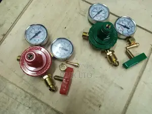 Gas Regulators(Oxygen and Acetylene)