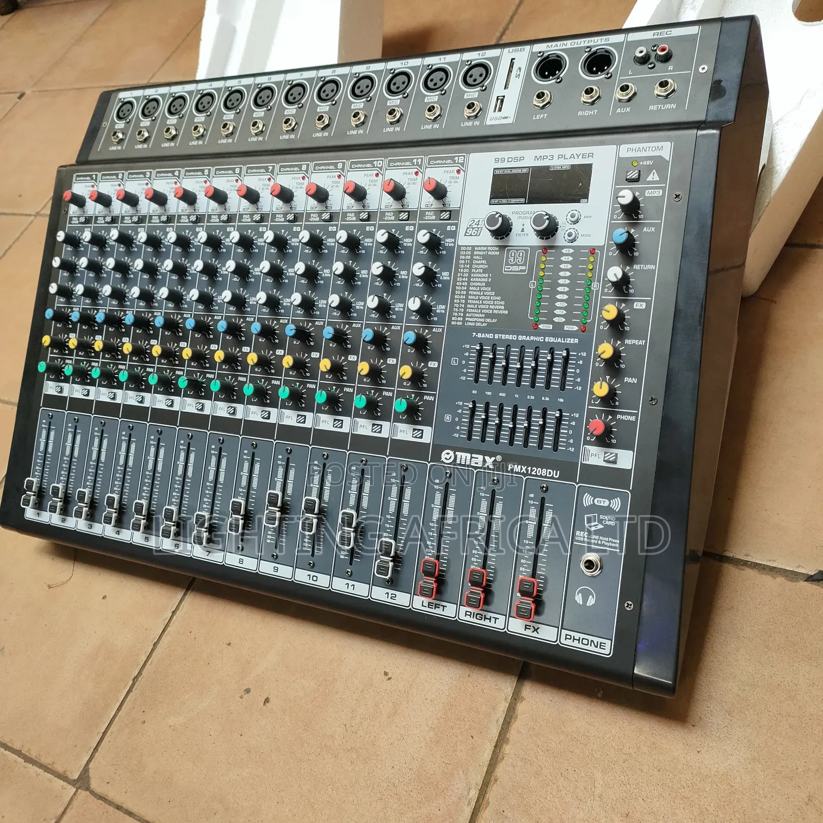 12 Channels Max Proffesional Powered Mixer Usb/Bt