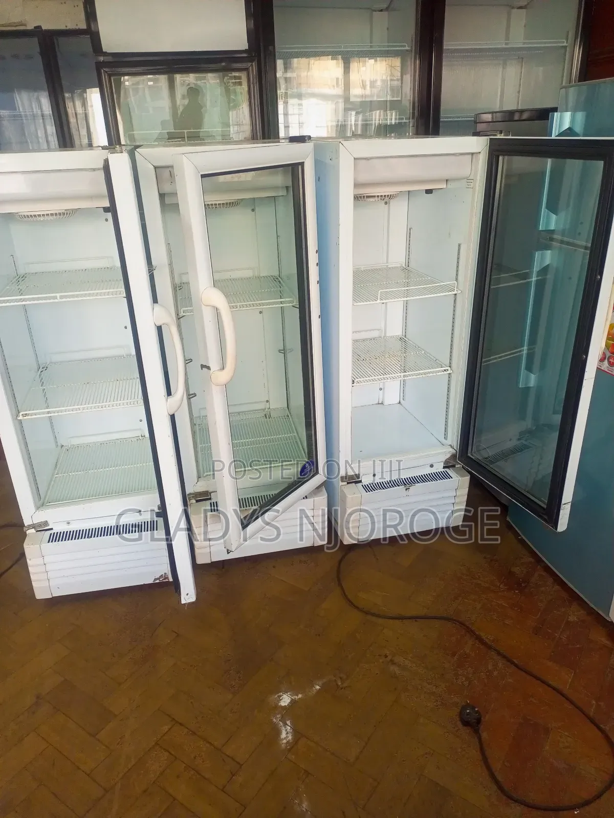 Affordable Mirror White Display Fridge