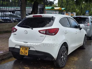 Mazda Demio 2016 White