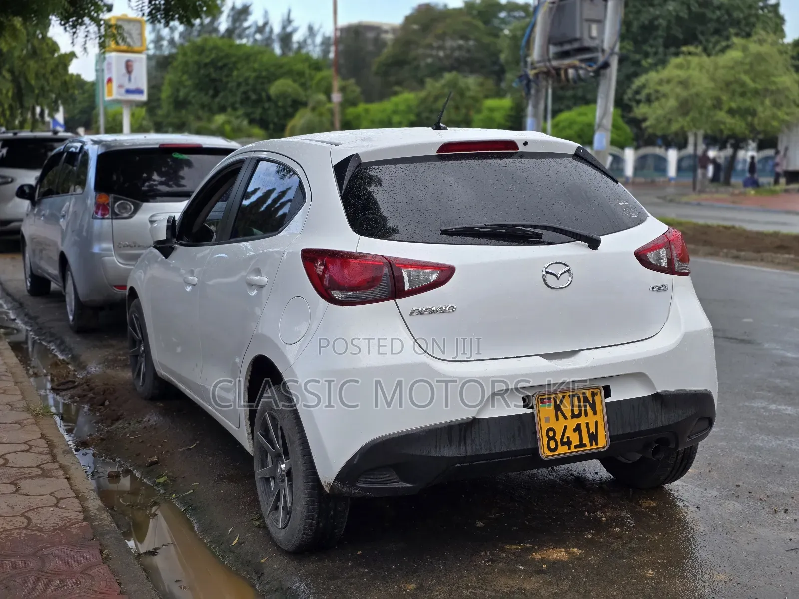 Mazda Demio 2016 White