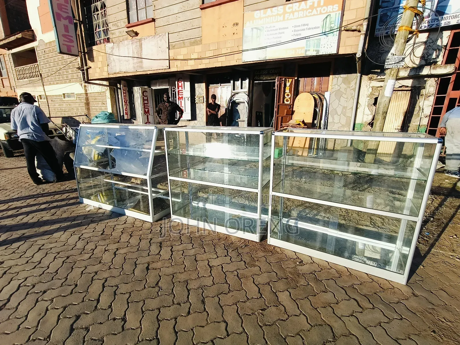 Curved Display Showcase