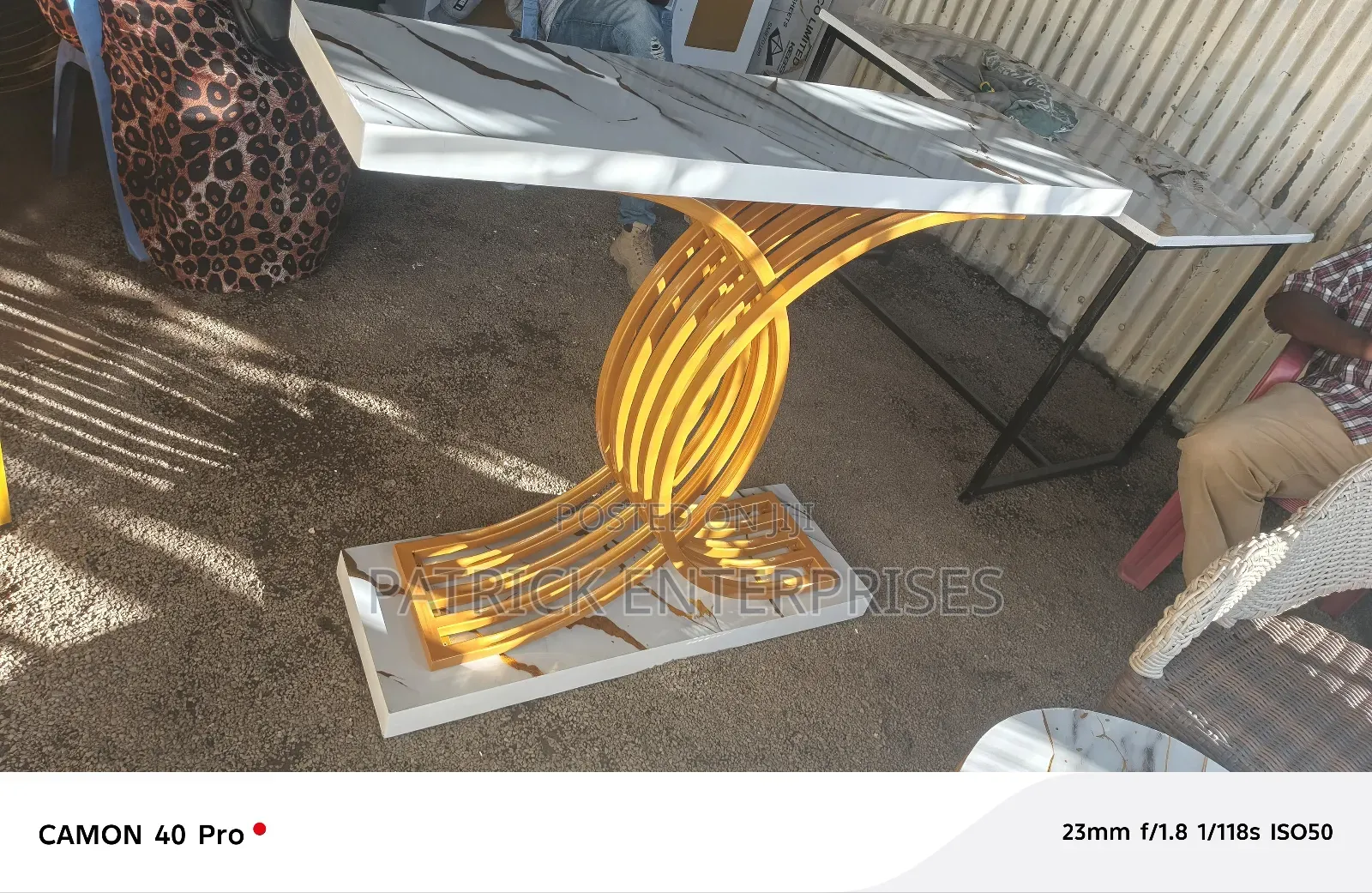 Modern Metallic Consal Table Top Marble