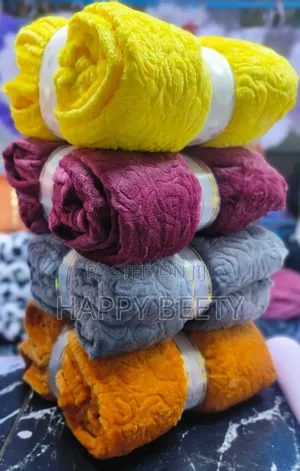 Geometric Pattern Soft Fleece Blankets