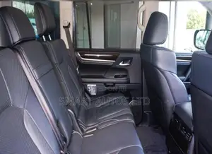 Lexus LX 450d AWD 2018 Silver