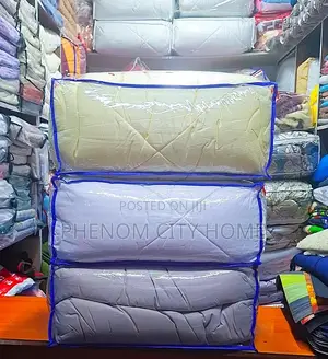 Gorgeous Cream Stripped Cotton Binded Duvet