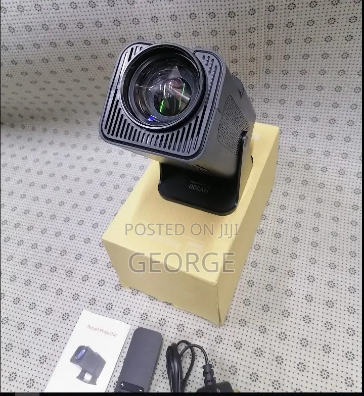Low Cost Hy320 Black Android Projector.