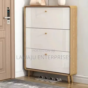 Wooden Bucket Flip Shoe Rack