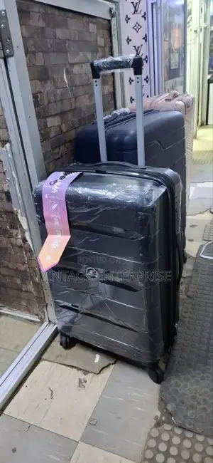 Unbreakable Medium Rubber Suitcase