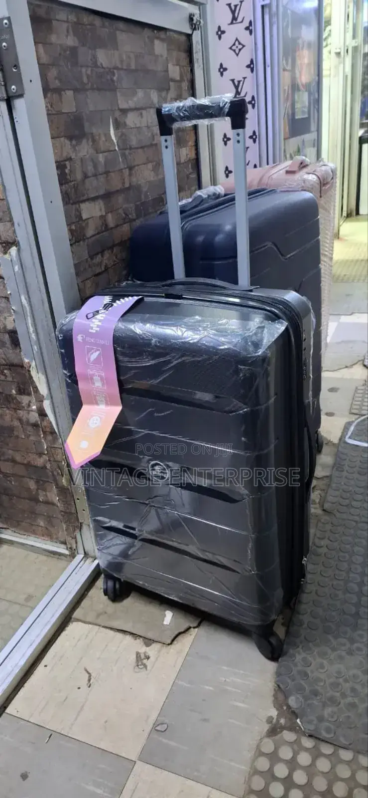 Unbreakable Medium Rubber Suitcase