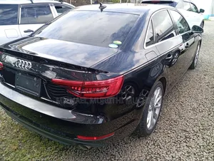 Audi A4 2017 Black