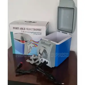 Portable Car Refrigerator / 7.5litre Portable Car Fridge