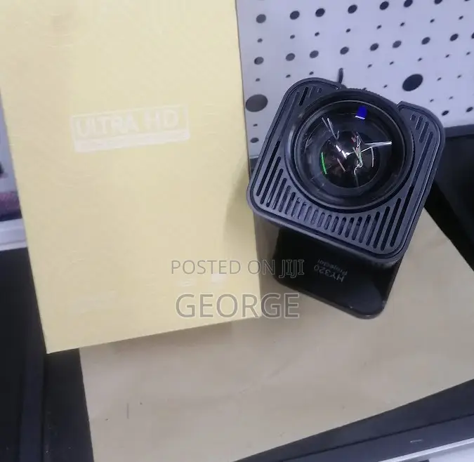 Modernized Quality Hy320 Black Android Projector.