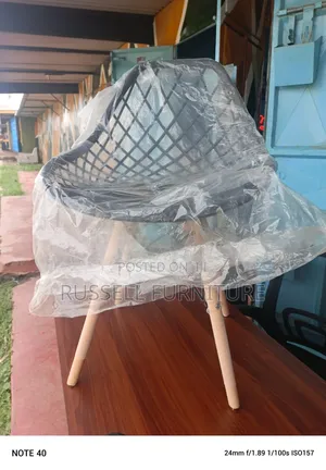 Brand-New Mesh Chair