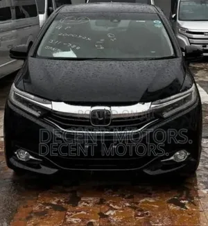 Honda Fit Shuttle 1.5 G 2WD 2018 Black