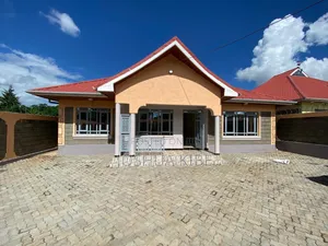 3bdrm Bungalow in Mugutha Estate, Kamakis for sale