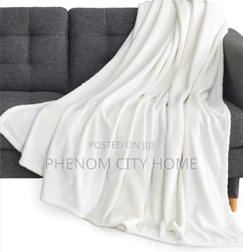Cloud-Like Quality Plain Fleece Throw Blankets